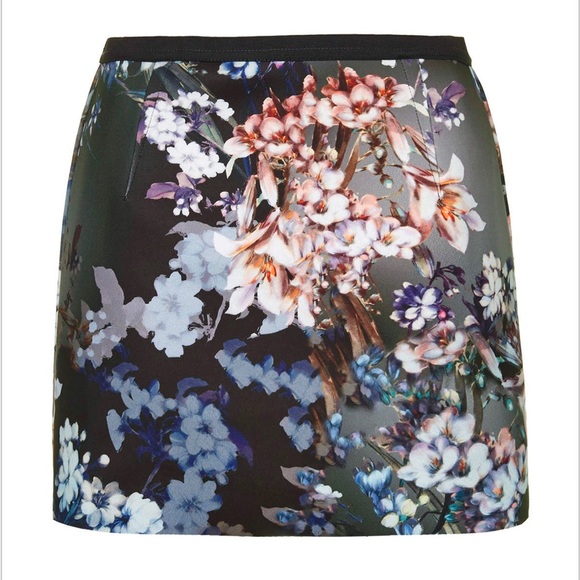 Bin 2C Top shop floral scuba mini skirt size 4 petite - Picture 3 of 7